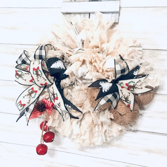 Adorable Rag Wreath - Picture 2 of 8